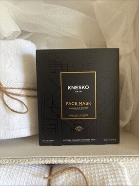 Knesko Skin Nanogold Repair Collagen Face Mask (Single Treatment, 22 mL / 0.7 Fl